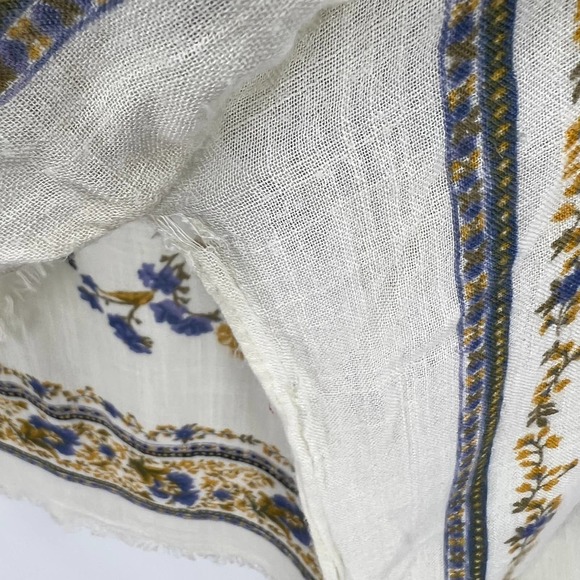 American Eagle Outfitters Poncho Cardigan Fringe Light Weight Floral One Size - Picture 4 of 9